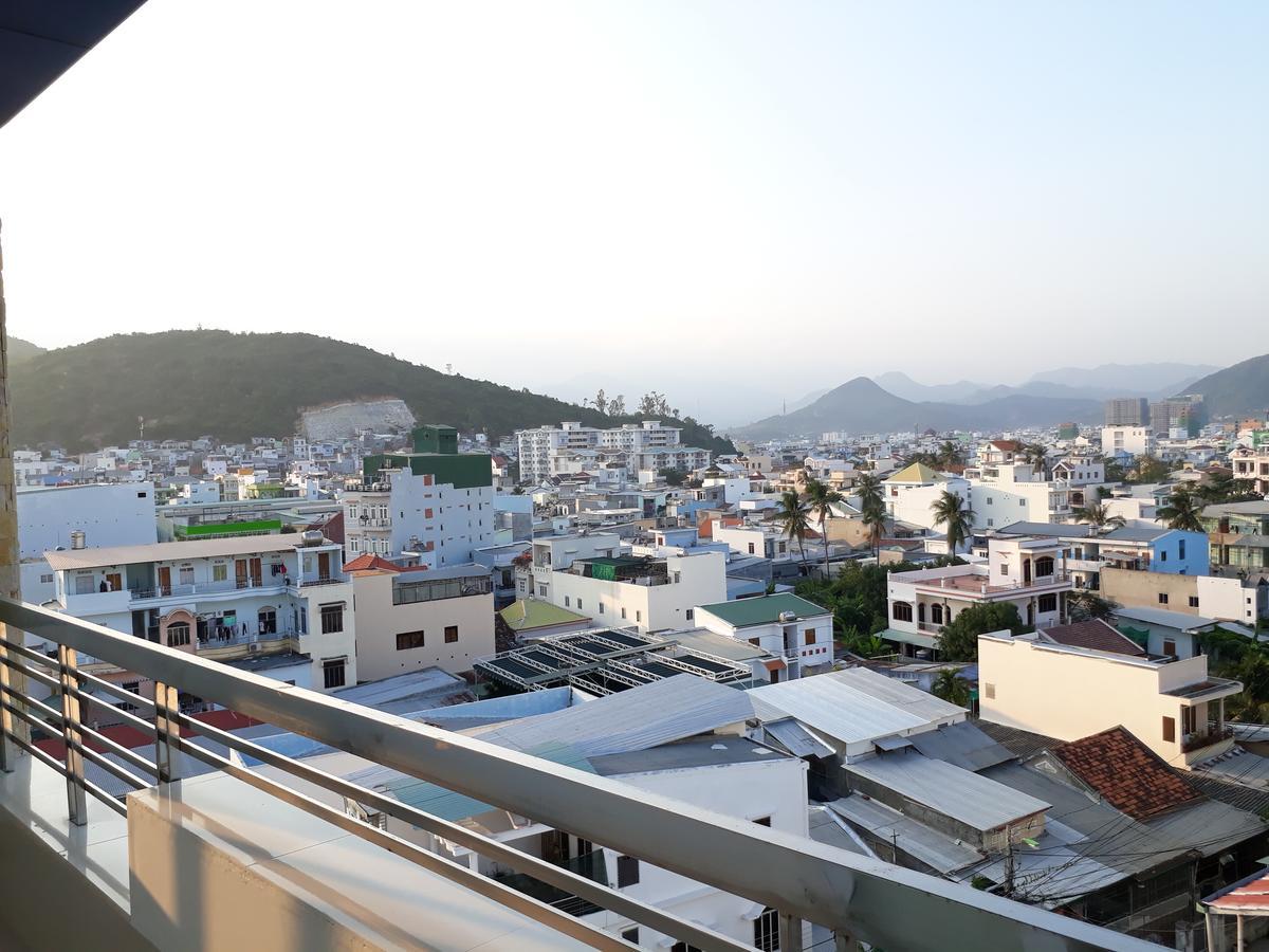 Duy Huy Hotel & Apartment Nha Trang Bagian luar foto